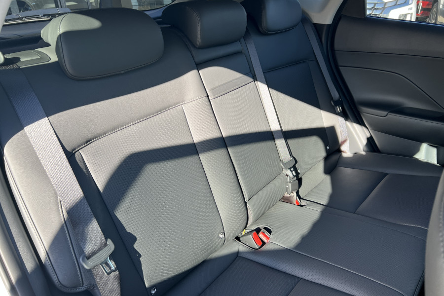2025 Hyundai KONA SX2.V2 Hybrid Premium SUV Image 30
