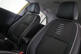 2019 MY20 Kia Rio YB GT-Line Hatchback Image 3