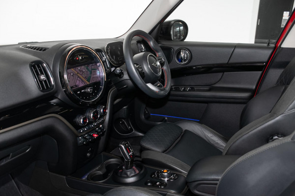 2020 MINI Countryman F60 Cooper S SUV image 8