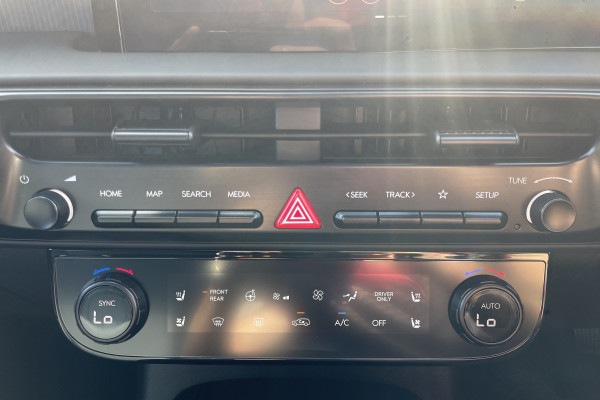 2027 Hyundai Palisade Calligraphy Black Ink SUV Image 21