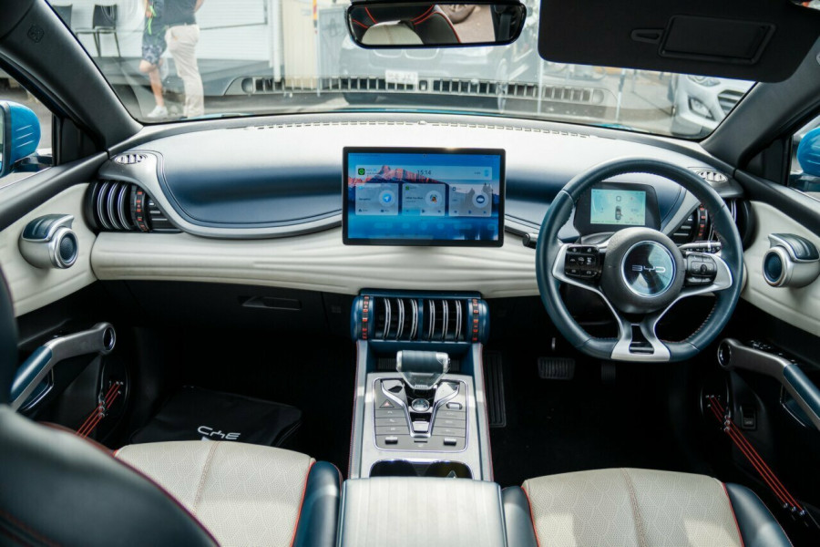 2023 BYD Atto 3 Extended SUV Image 18