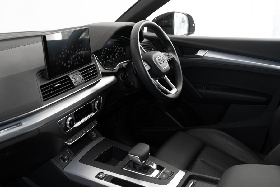 2025 Audi Q5 FY 55 TFSI e S Line SUV