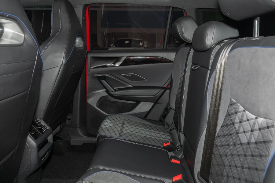 2025 Volkswagen Tiguan CT 150TSI R-Line SUV Image 9