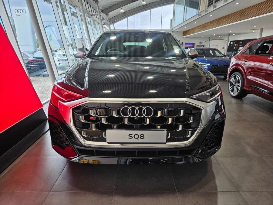 2026 Audi SQ8 TFSI SUV Image 17