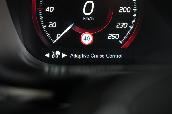 2021 Volvo XC60 UZ D4 Momentum SUV image 23