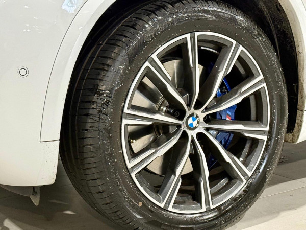2025 BMW X5 G05 LCI xDrive30d M Sport SUV image 12