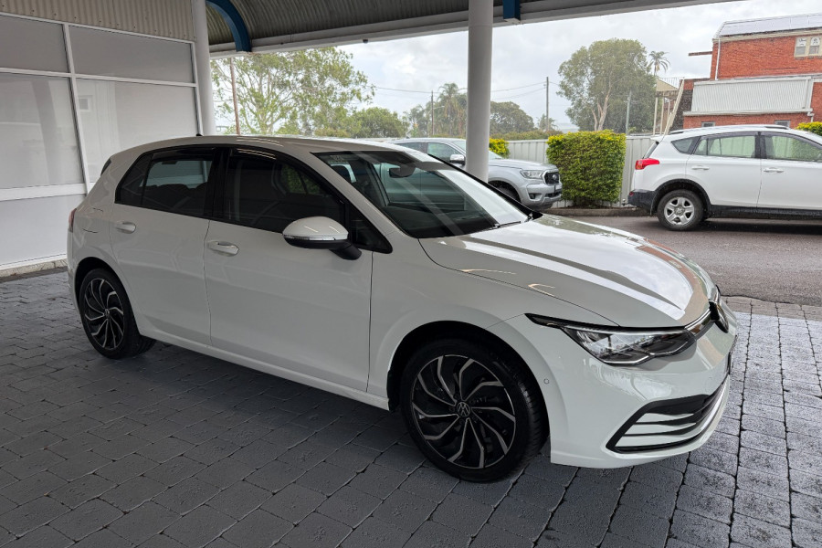 2024 Volkswagen Golf 8 110TSI Life Hatch Image 28