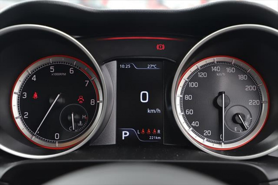 2020 [SOLD]    Image 13