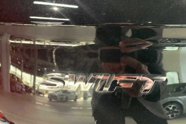 2024 Suzuki Swift AZ Series II GLX Turbo Hatch