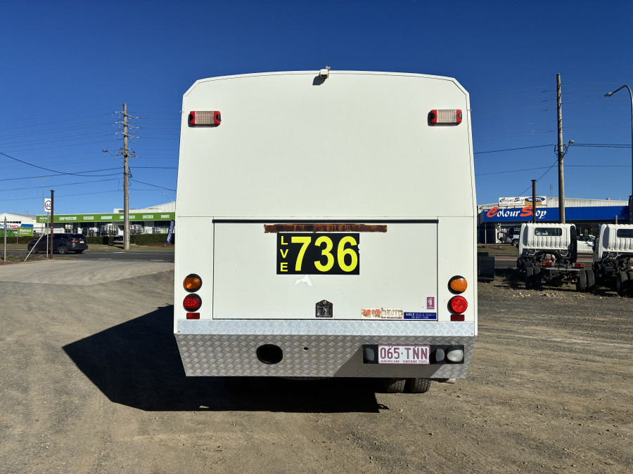 2012 Isuzu Nps Mini Coach Image 3