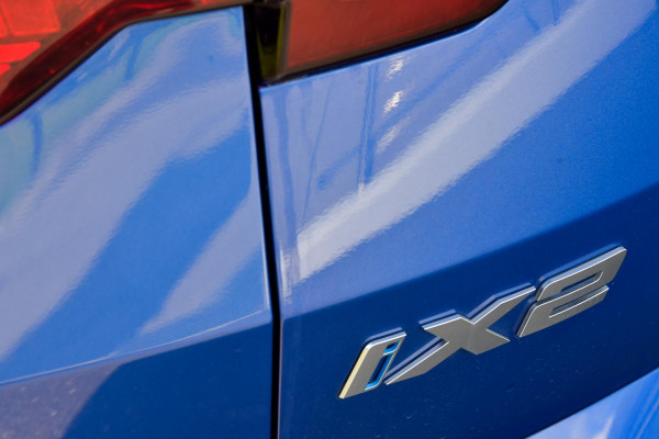 2025 BMW iX2 U10 eDrive20 M Sport SUV image 29