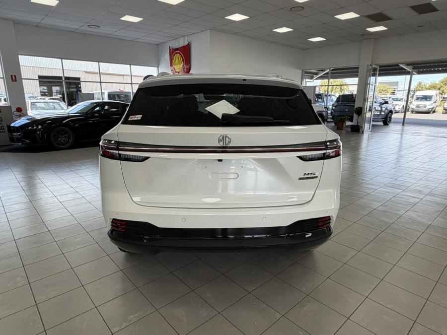 2025 MG HS AS33H Essence Hybrid+ SUV Image 6