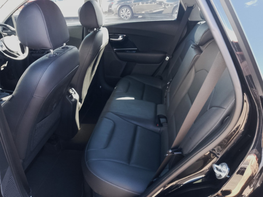 2021 Kia Niro DE Hybrid Sport SUV Image 14