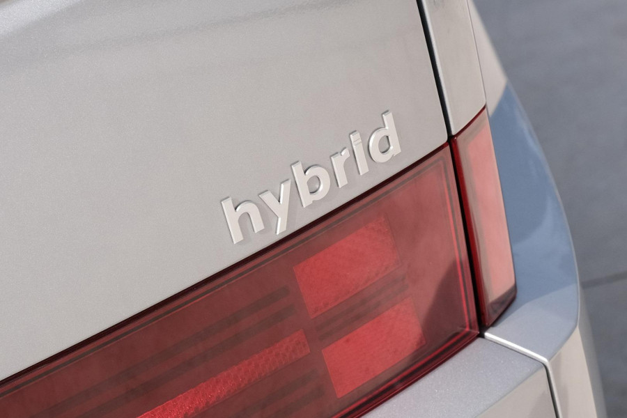 2026 Hyundai Santa Fe MX5.V2 Hybrid SUV Image 10