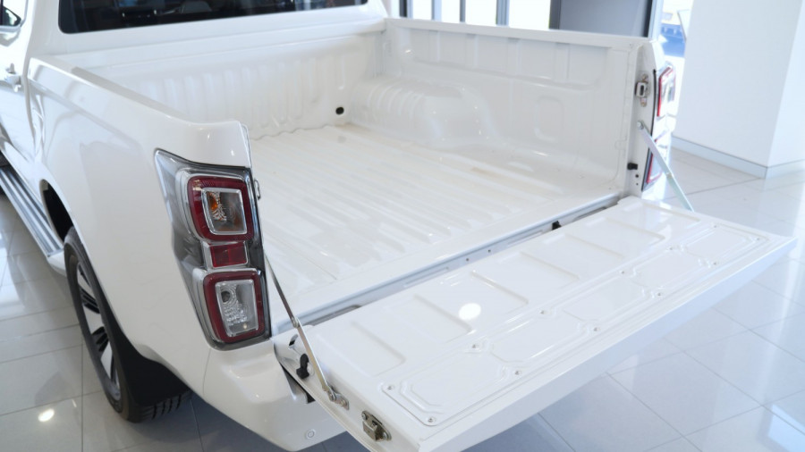 2020 MY21 Isuzu UTE D-MAX RG LS-U 4x2 Crew Cab Ute Utility Image 31