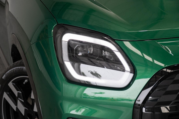2026 MINI Countryman U25 S JCW Sport SUV image 21