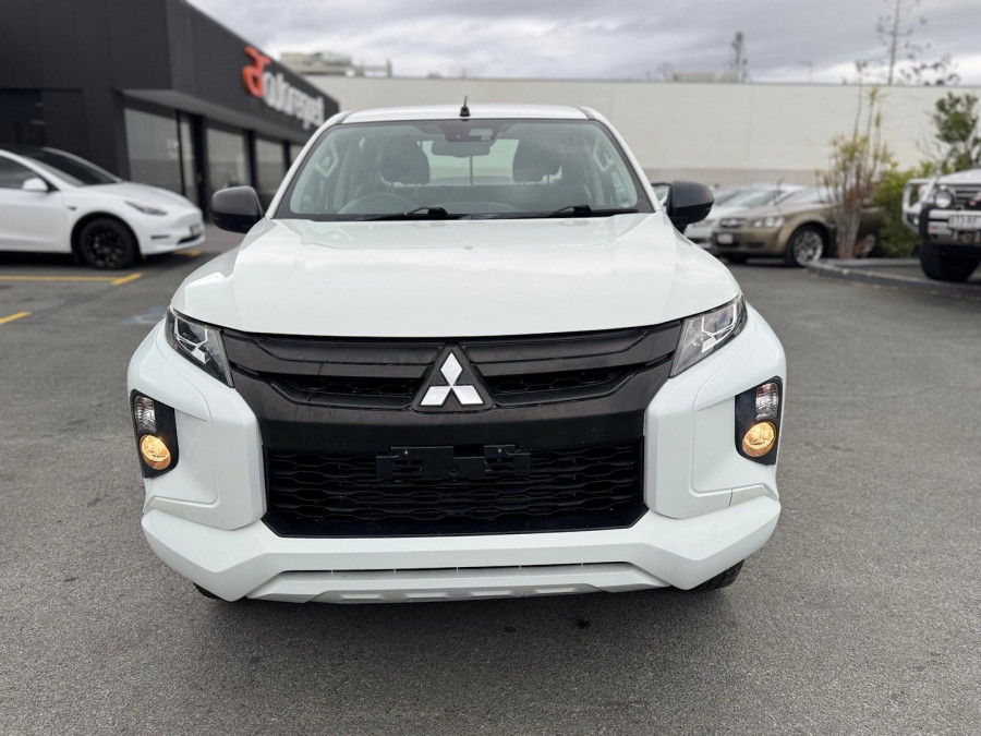2020 Mitsubishi Triton MR GLX ADAS Ute Image 3