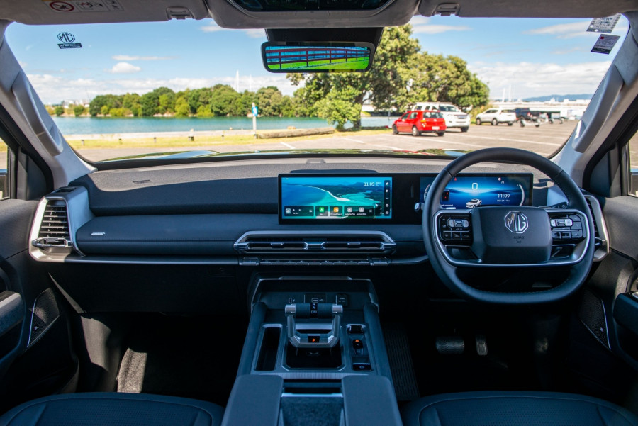 2025 MG U9 Explore Pro Ute Image 12