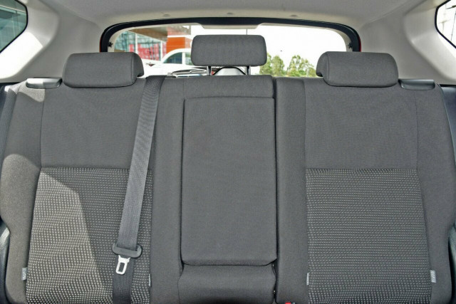 2017 Toyota Corolla Ascent Sport S-CVT 13 of 19