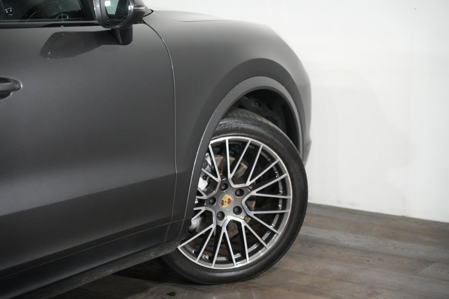 2023 Porsche Cayenne SUV