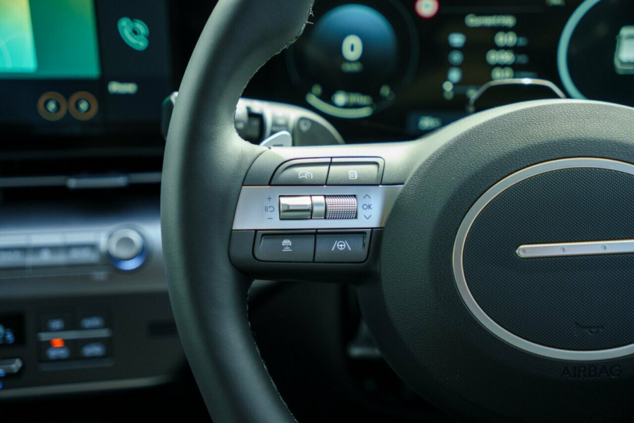 2025 Hyundai KONA SX2.V2 Premium SUV Image 12