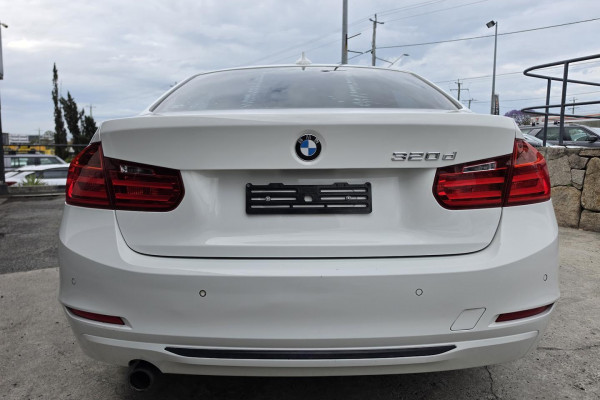 2012 BMW 3 Series F30 320d M Sport Sedan Image 8