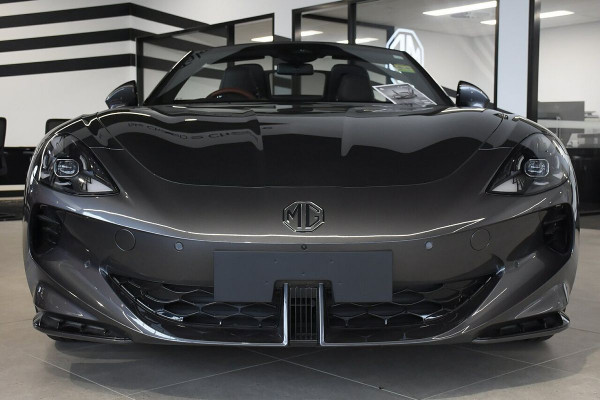 2024 MG Cyberster EC32 Convertible Image 5