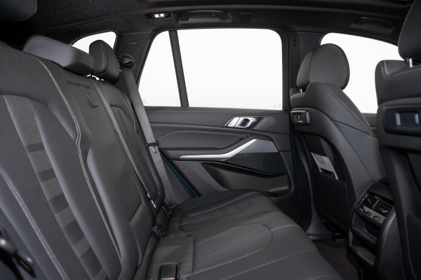 2021 BMW X5 G05 xDrive30d M Sport SUV image 10