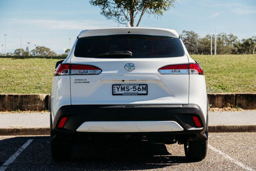 2023 Toyota Corolla Cross MXGH10R GX SUV Image 11