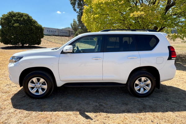 2022 Toyota LandCruiser Prado GDJ150R GXL SUV Image 5