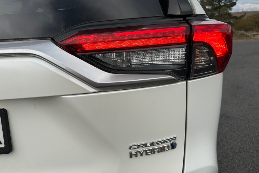 2021 Toyota RAV4 MXAA52R Cruiser SUV Image 17
