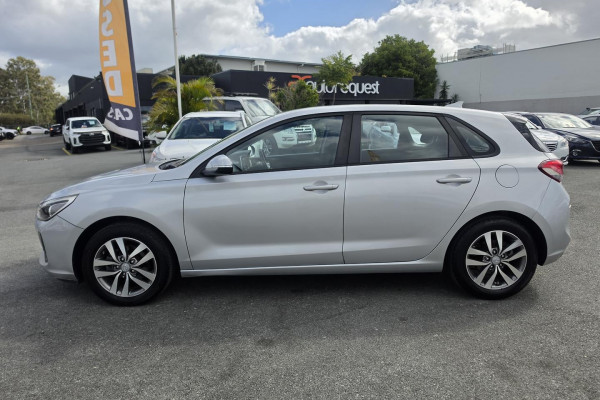 2018 Hyundai i30 PD Active Hatch Image 10
