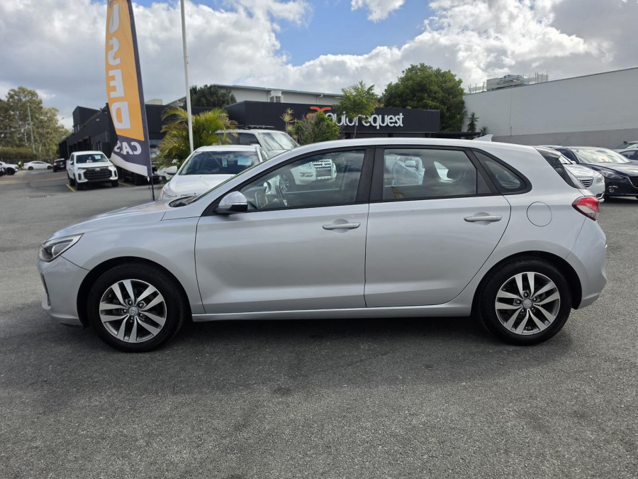 2018 Hyundai i30 PD Active Hatch Image 10