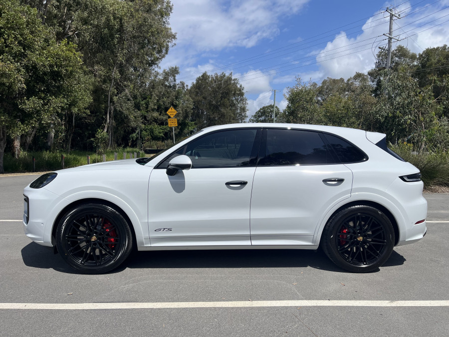 2024 Porsche Cayenne 9YA II GTS SUV Image 4