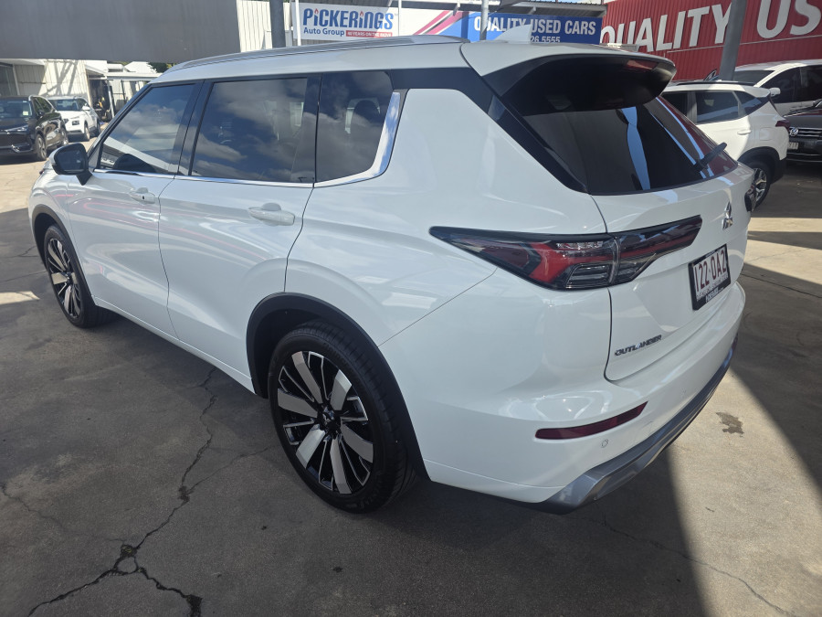 2025 Mitsubishi Outlander ZM Exceed SUV Image 5