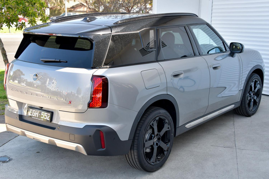 2025 MINI Countryman U25 S Favoured SUV