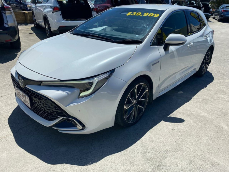 2023 Toyota Corolla ZWE219R  ZR Hybrid Hatch Image 4