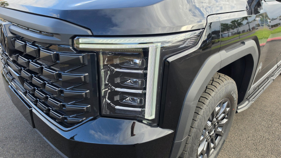 2026 MG U9 EKK1C Black Edition Ute Image 11