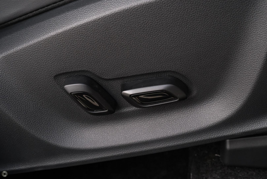 2024 MG ZST  Essence SUV Image 11
