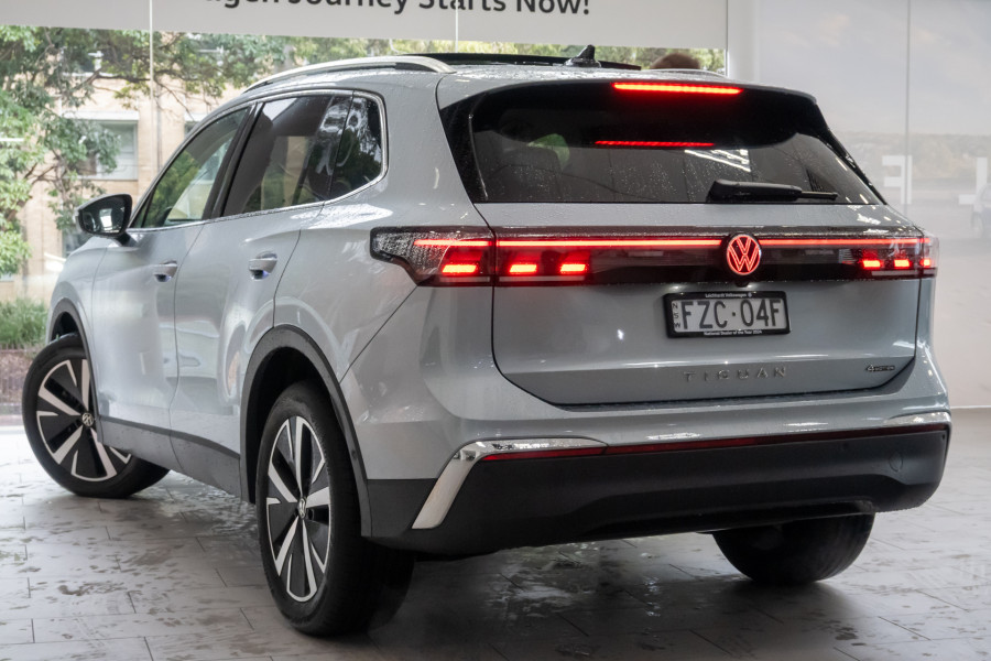 2025 MY26 Volkswagen Tiguan CT R SUV Image 2