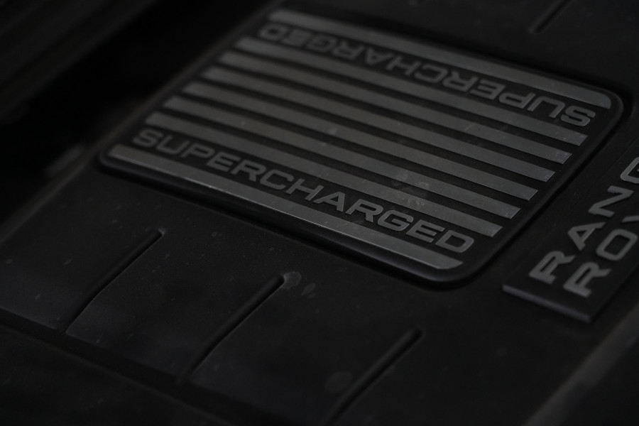 2014 Land Rover Range Rover Autobiography SUV Image 39