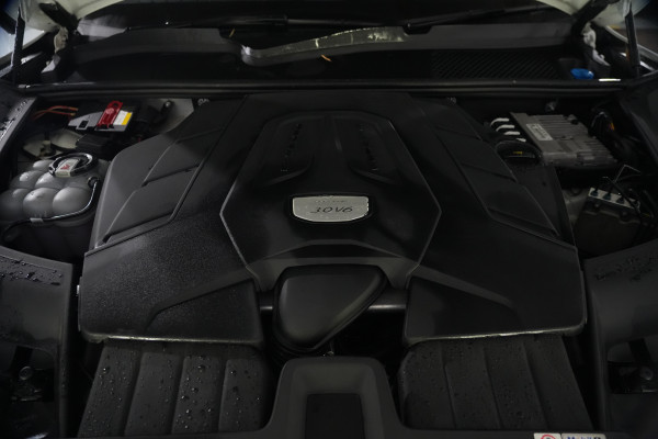 2020 Porsche Cayenne SUV Image 31