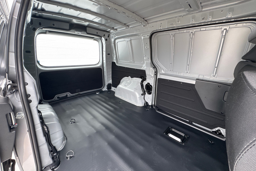2025 MY24 Hyundai Staria Load US4.V2  Van Image 8