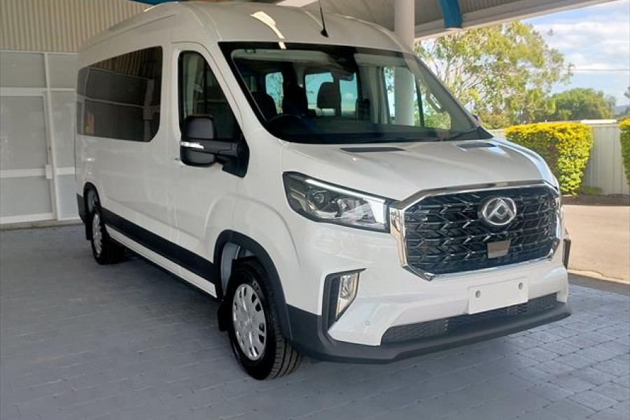 2025 MY24 LDV Deliver 9  12-Seat Bus Image 7