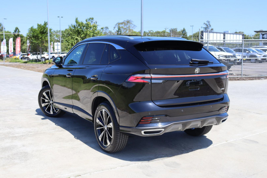2024 MY24.5 MG HS AS33 Essence SUV Image 7