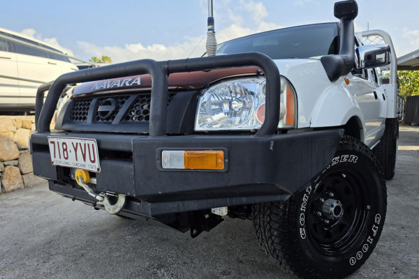 2014 Nissan Navara D22 ST-R Ute Image 2