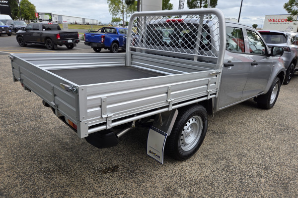 2025 MY25.5 Isuzu D-MAX RG SX Cab Chassis Image 3