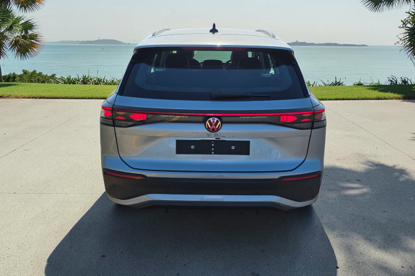 2025 Volkswagen Tayron R4 110TSI Life SUV Image 6