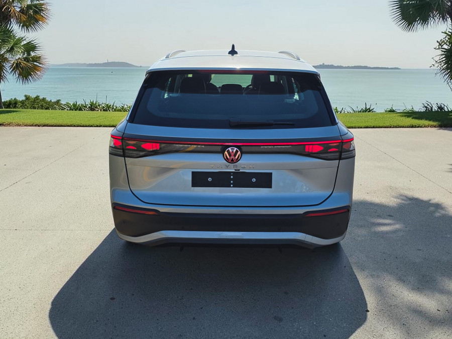 2025 Volkswagen Tayron R4 110TSI Life SUV Image 6
