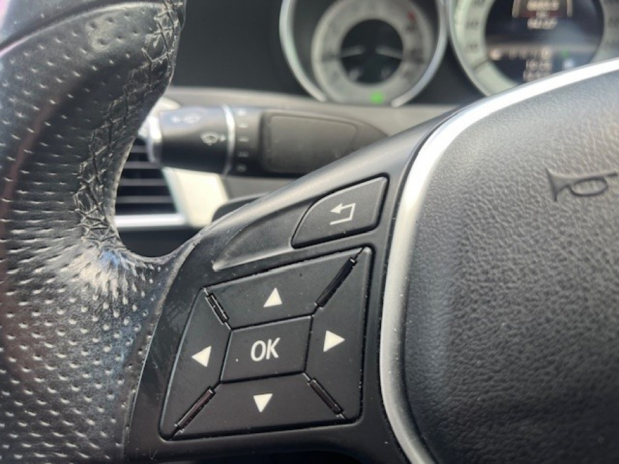 2013 Mercedes-Benz C-Class C250 Coupe Image 11